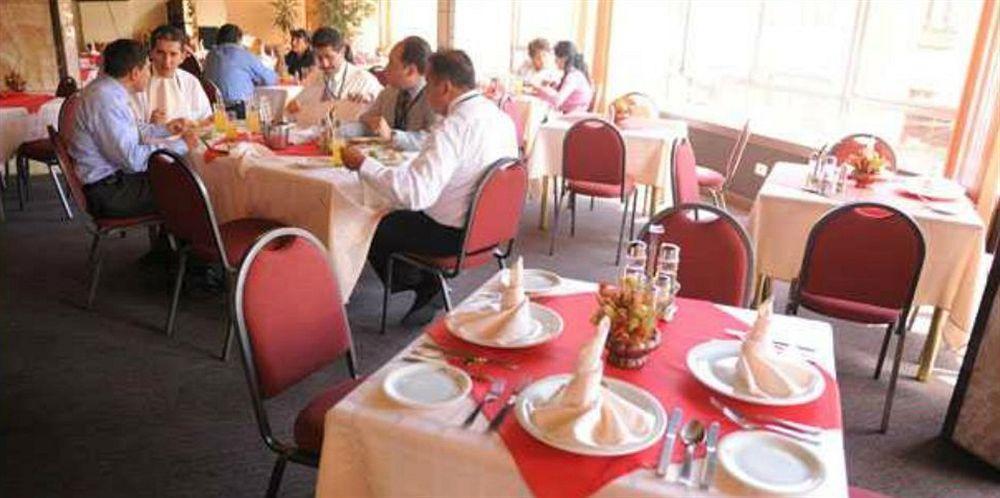 Cesar'S Plaza Hotel Cochabamba Exterior foto